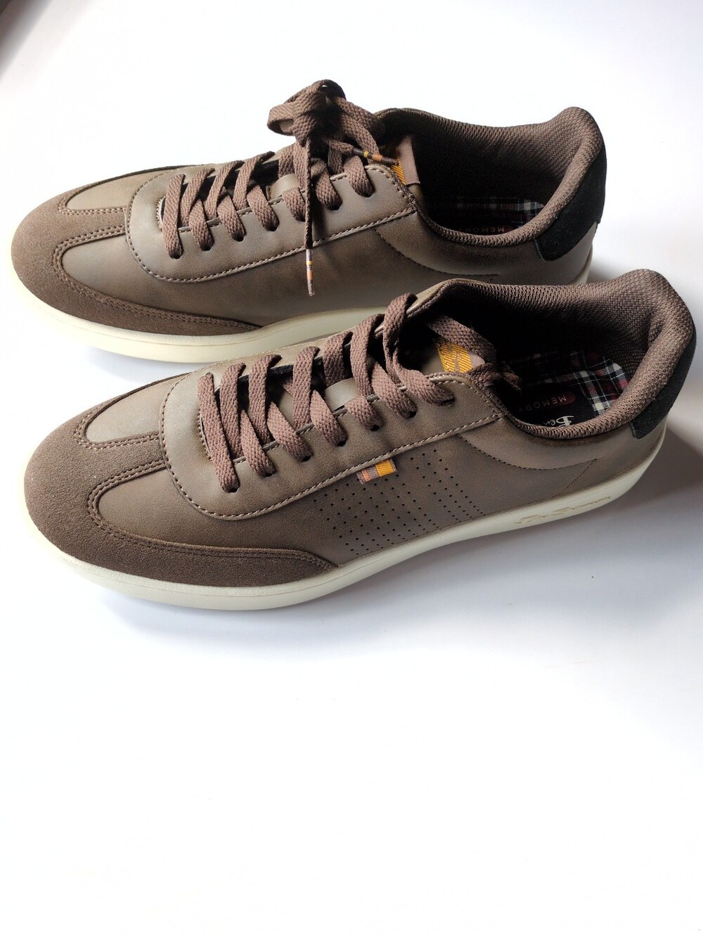 New Ben Sherman Watts Brown Low-Top Sneakers Shoes Mens Sz 9.5 Lace Up